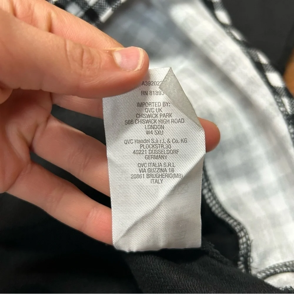 Bundle of women’s plus size tops - Picture 5 of 12